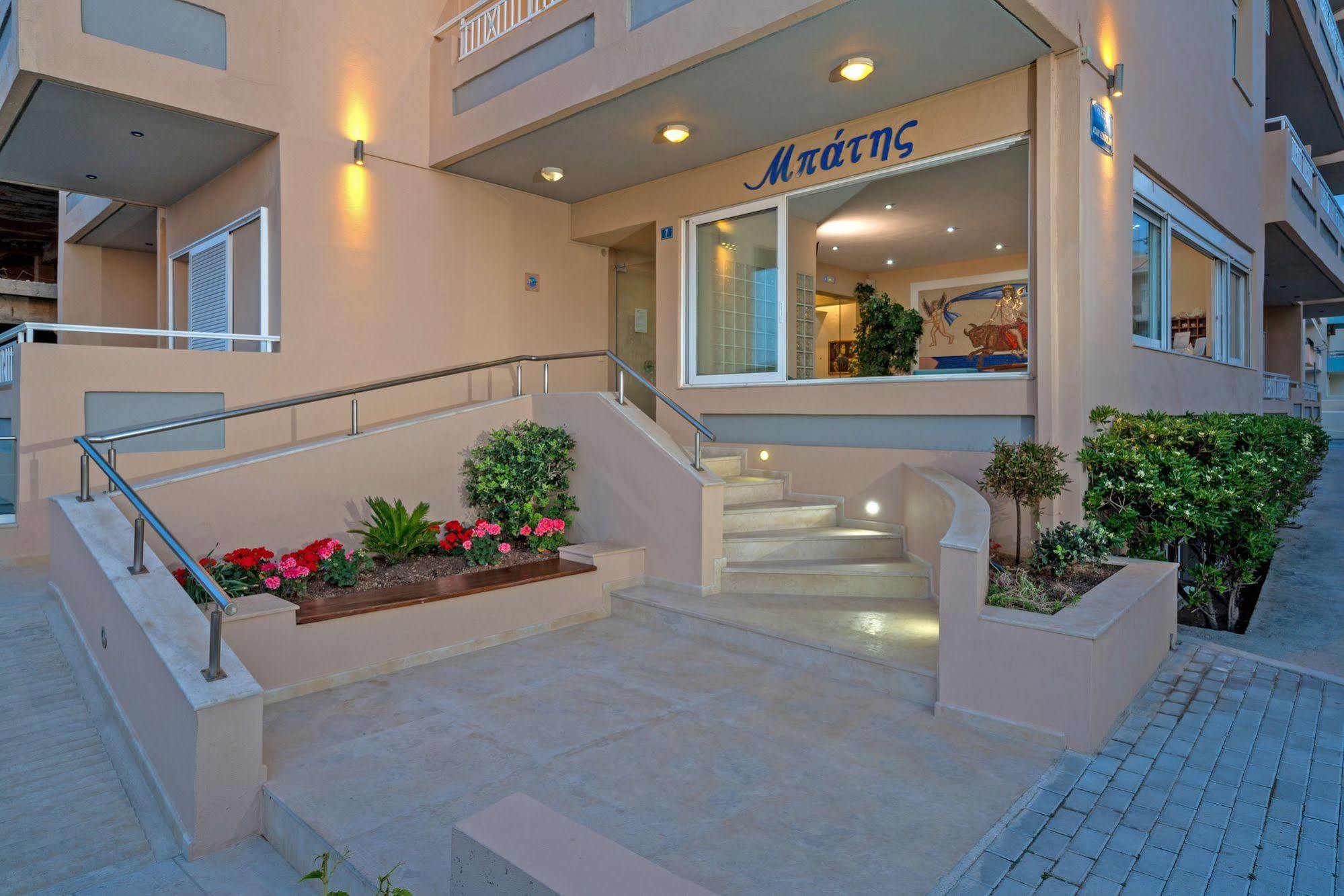 Batis Beach Hotel Rethymno  Екстер'єр фото