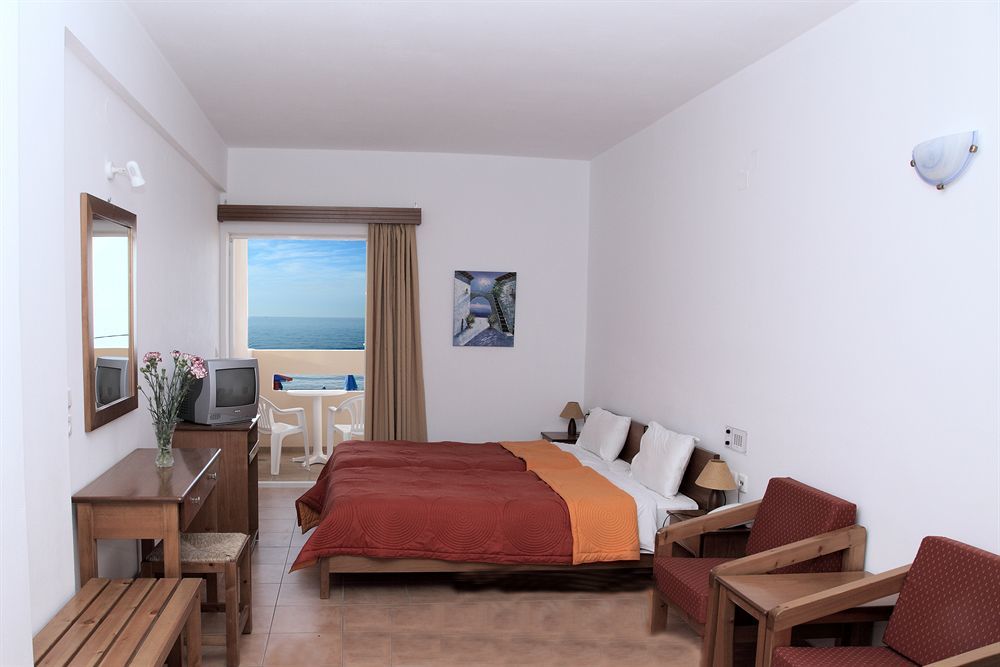 Batis Beach Hotel Rethymno  Екстер'єр фото